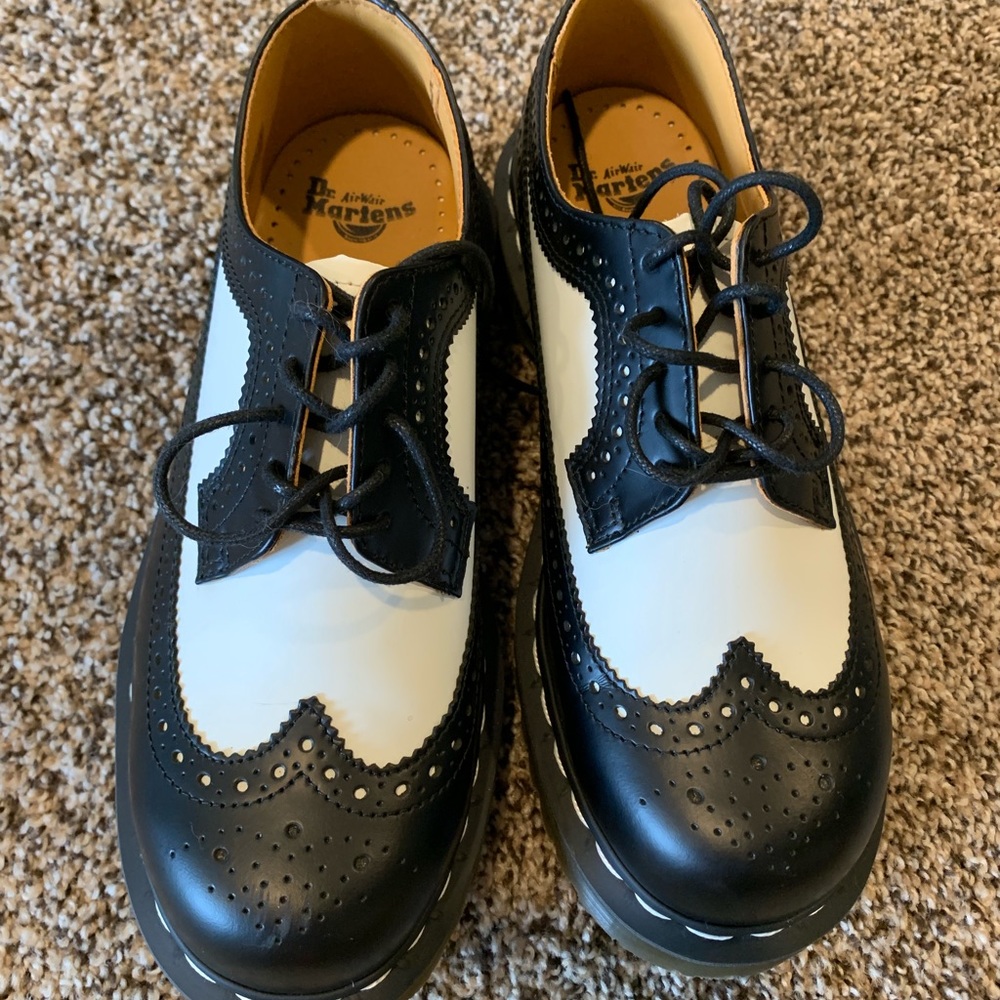 Dr. Martens Women’s Size 8